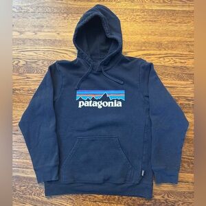 #633 Patagonia Dark Blue Hoodie (thick) Hoodie Thick drawstrings.